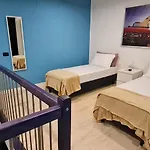 152room Napoli